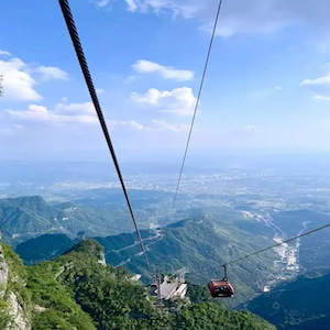 Zhangjiajie Essential Tour: Forest Park + Charming Xiangxi + Tianmen Mountain + Grand Canyon + Heifeng Cave Adventure (4 Days, 3 Nights)