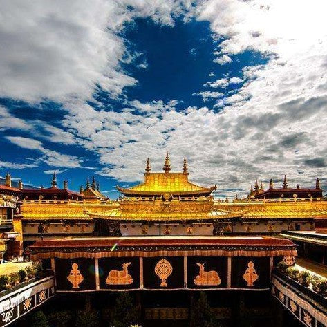 19-Day 18-Night China Roaming Tour: Beijing, Xi'an, Zhangjiajie, Chengdu, Tibet & Shanghai