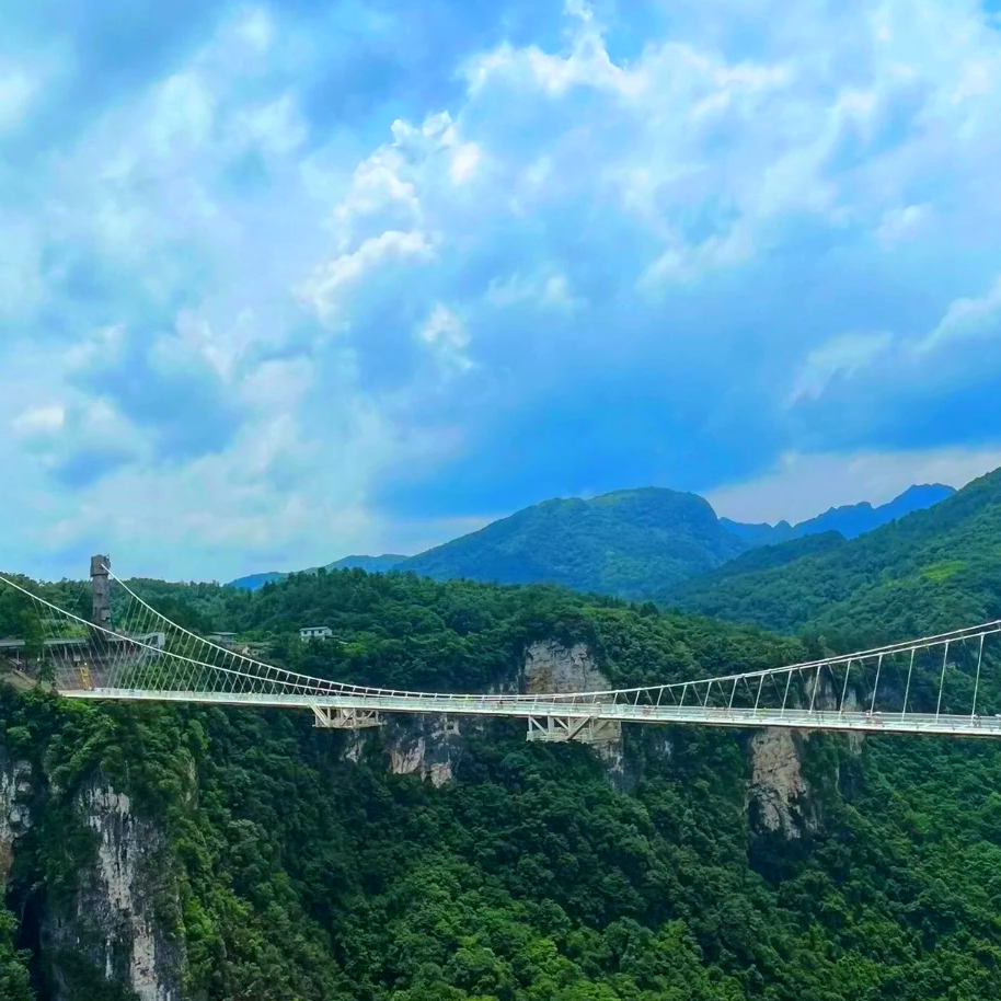 Signature-Route: 1-tägiges privates Abenteuer im Zhangjiajie Grand Canyon & Heifeng-Höhle