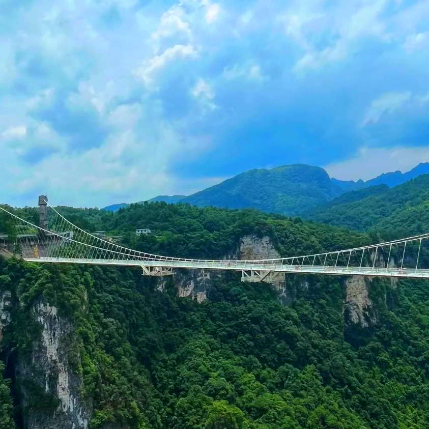 1-Day Private Zhangjiajie Essence Highlights: Tianmen Mountain, Grand Canyon Glass Bridge & The Romance Show