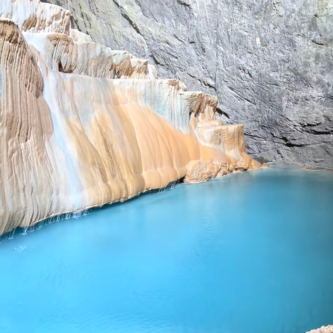 Signature-Route: 1-tägiges privates Abenteuer im Zhangjiajie Grand Canyon & Heifeng-Höhle