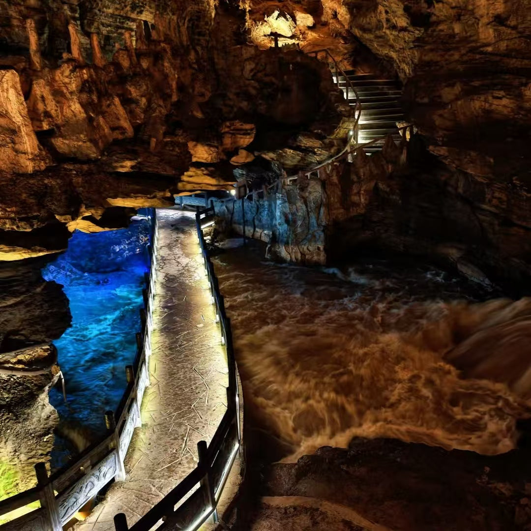 8-Day 7-Night Western Hunan Premier Tour: Zhangjiajie Peaks, Furong Waterfall Town & Fenghuang Ancient Town All-in-One