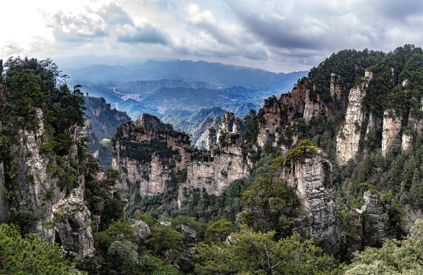 1-Day Zhangjiajie Private Tour: Avatar Mountain & Evening Show