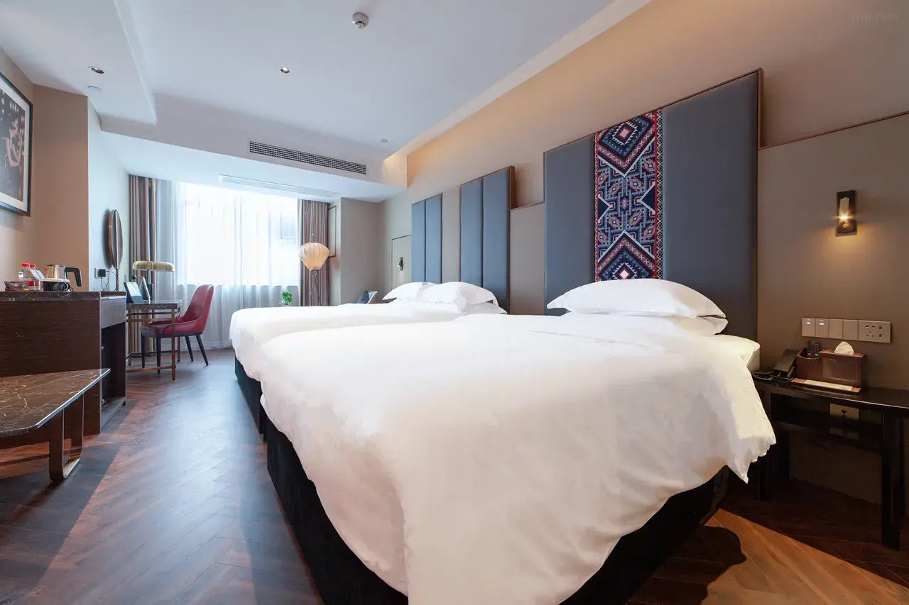 Jinjiang Metropolo Hotel an der Seilbahnstation des Tianmen-Bergs, Zhangjiajie