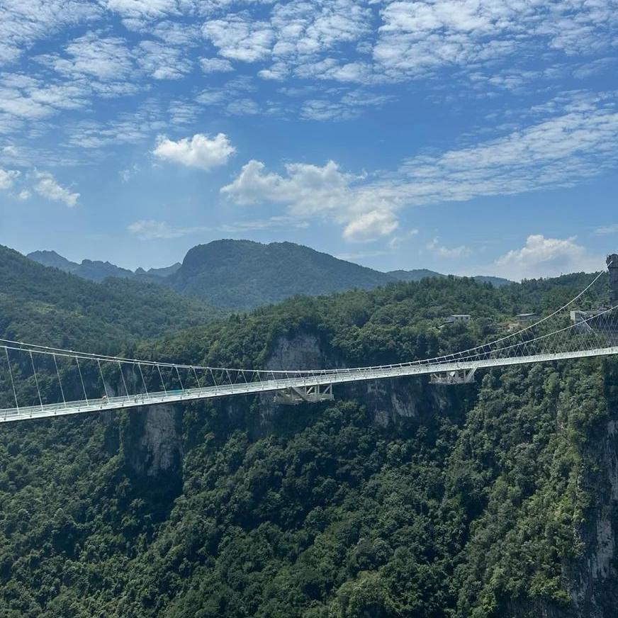 1-Day Private Zhangjiajie Essence Highlights: Tianmen Mountain, Grand Canyon Glass Bridge & The Romance Show