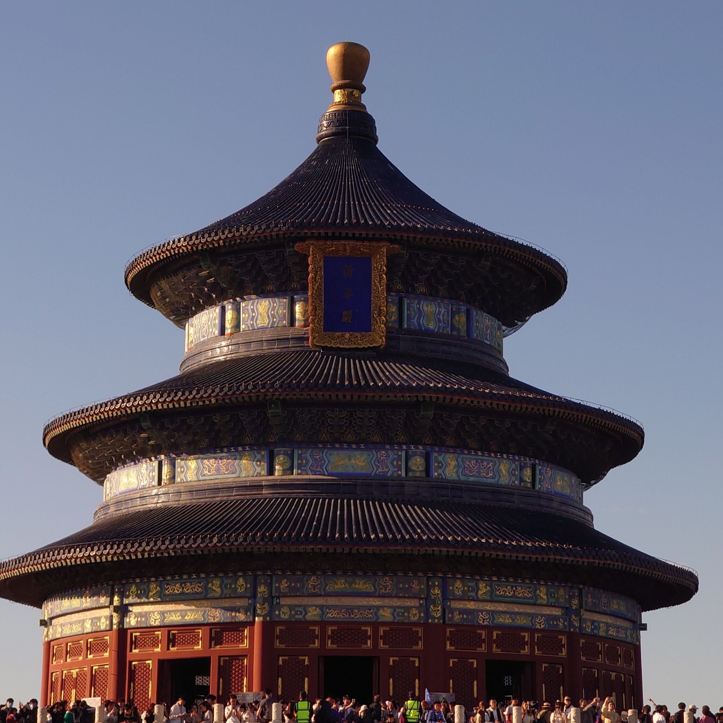 17-Day 16-Night Water-Land Pilgrimage: Shanghai, Zhangjiajie, Guilin, Yangtze Cruise, Xi'an & Beijing China Panoramic Group Tour