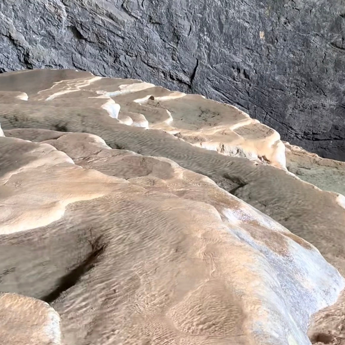 Signature Route: 1-Day Private Zhangjiajie Grand Canyon & Heifeng Cave Wilderness Adventure