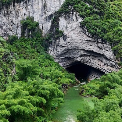 Zhangjiajie Essential Tour: Forest Park + Charming Xiangxi + Tianmen Mountain + Grand Canyon + Heifeng Cave Adventure (4 Days, 3 Nights)