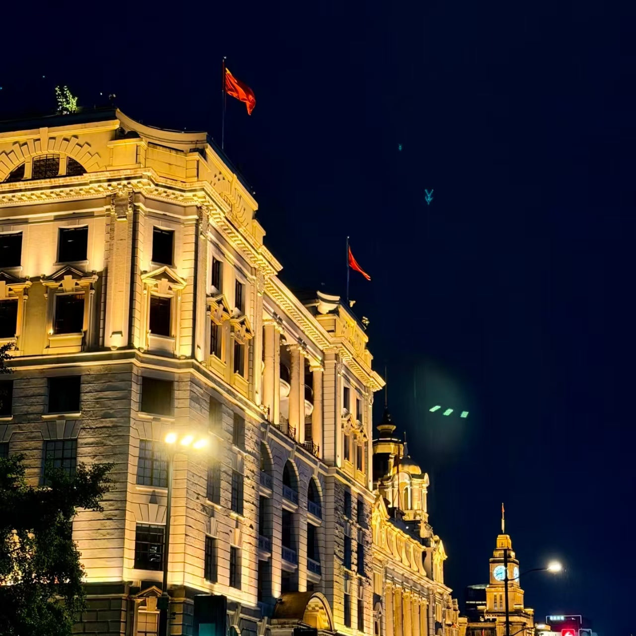 5-Day 4-Night Shanghai Highlights Tour: Metropolis Landmarks & Jiangnan Water Town All-in-One