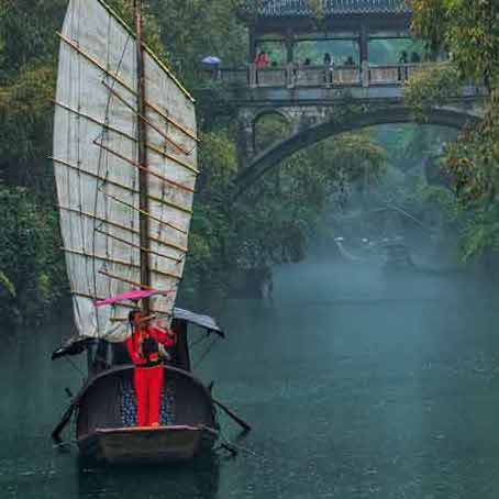 [14 Days 13 Nights] Sichuan, Chongqing & Hunan Splendid Mountains and Rivers — Chengdu, Chongqing & Zhangjiajie 14-Day Tour  Hometown of the pandas  Customized Tour