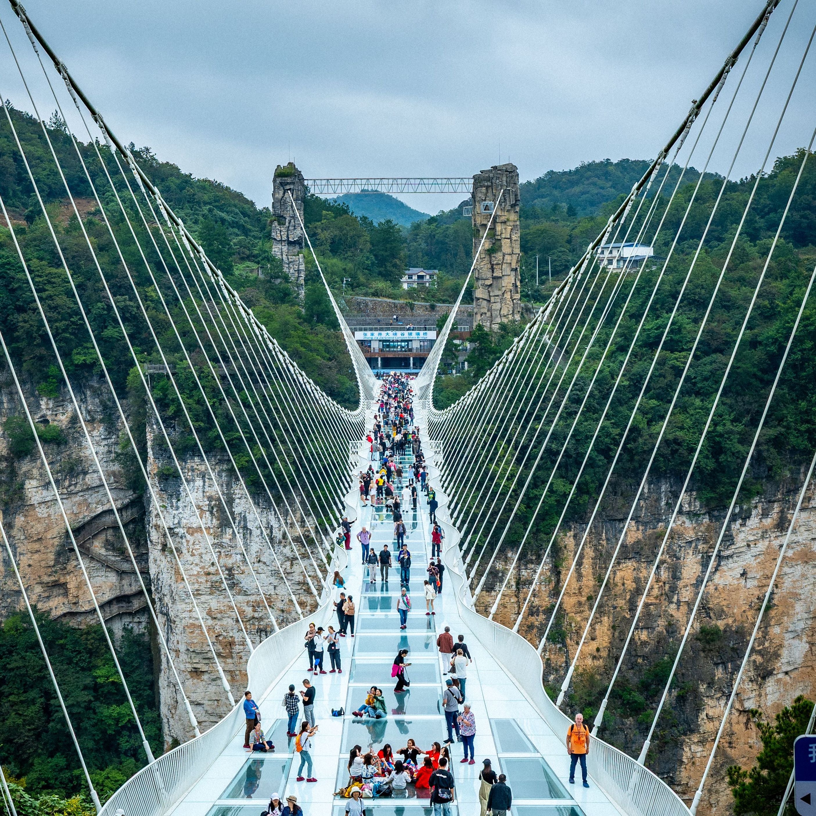 20-Day 19-Night Mountain-Sea Twin Cities & Ancient-Modern China Panoramic Roaming: Guangzhou, Shenzhen, Zhangjiajie, Shanghai, Suzhou, Hangzhou, Xi'an & Beijing