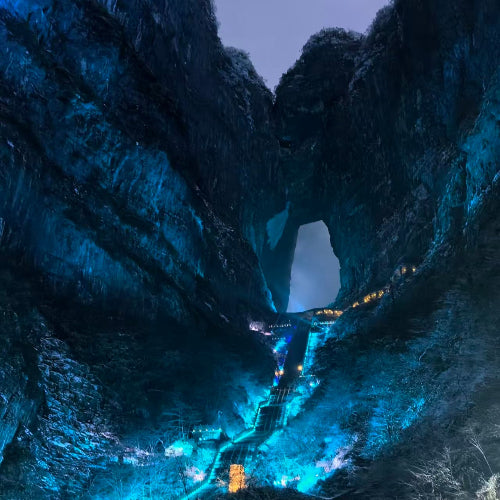 17-Day 16-Night Curated China Expedition: Modern Metropolis, Jiangnan Water Towns, Spectacular Mountain Wonders & Imperial Legacy