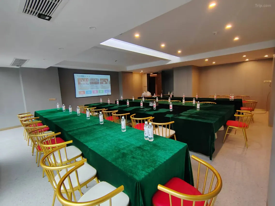 Jinjiang Metropolo Hotel